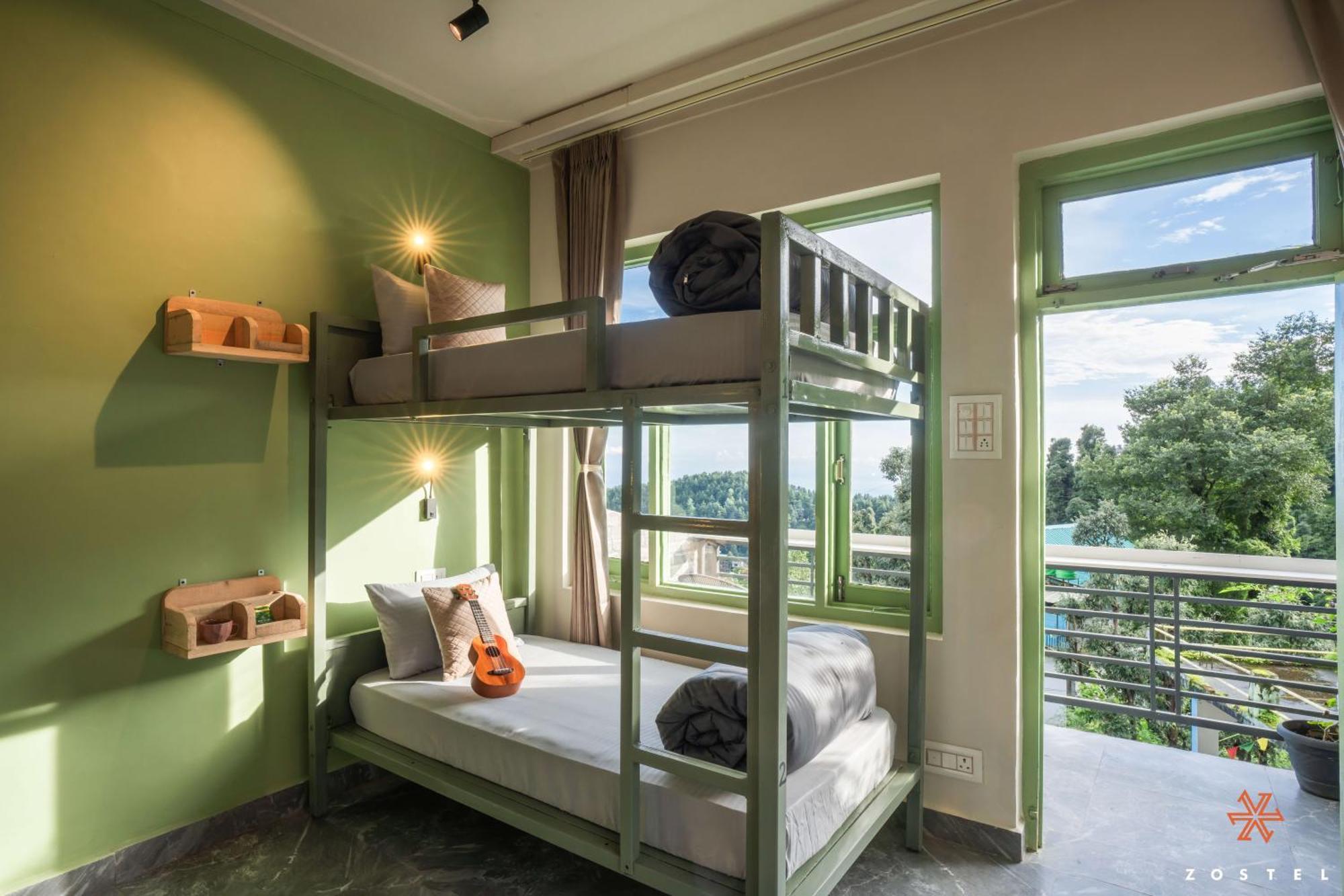 Zostel Dharamkot Hostel McLeod Gandzs Kültér fotó