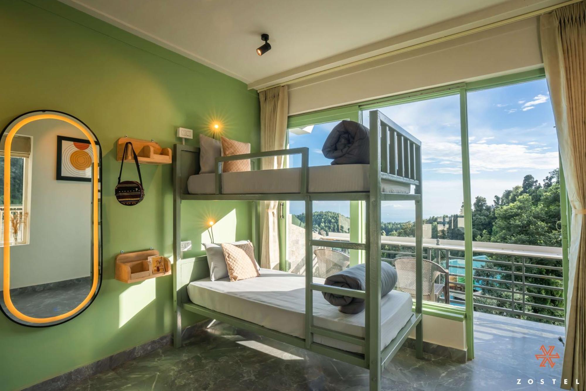 Zostel Dharamkot Hostel McLeod Gandzs Kültér fotó